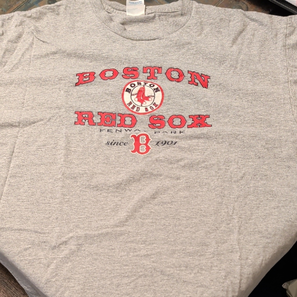 Delta Boston Red Sox Gray Tee